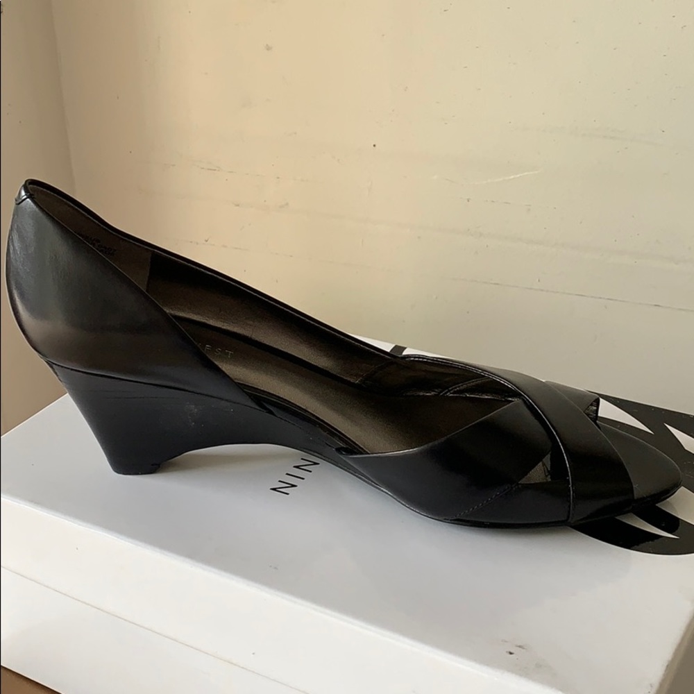 Low Black Heel by Nine West
